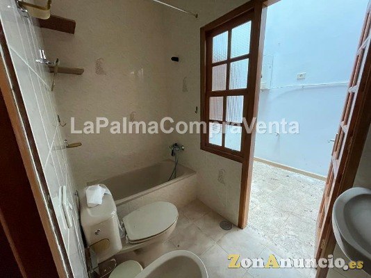 ID-463  Edificio en suelo Urbano